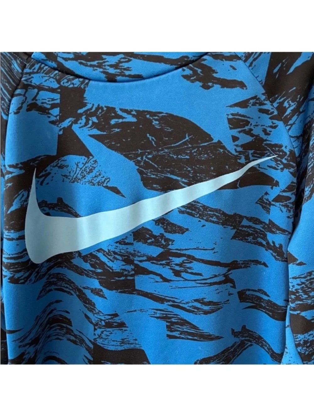 Nike Boys Dri Fit Camo Blue and Black Hoodie Kangaroo Pockets Hooded Large